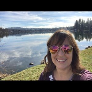 Meet your Posher, Mary Ann